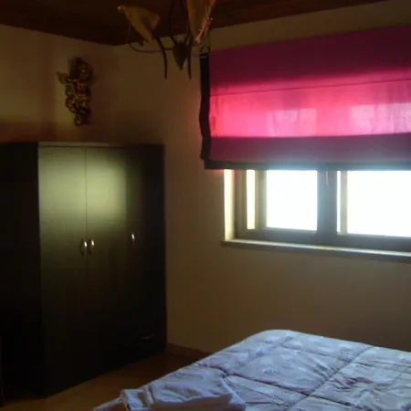 Pedras Lavradas Bed & Breakfast 3*