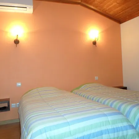 Pedras Lavradas Bed & Breakfast