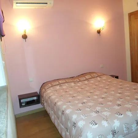 Pedras Lavradas Bed & Breakfast Teixeira de Baixo