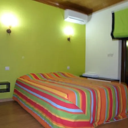 Bed & Breakfast Pedras Lavradas Teixeira de Baixo