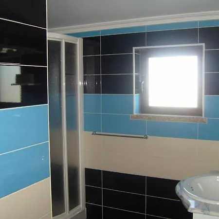 Nocleg ze śniadaniem Pedras Lavradas 3*