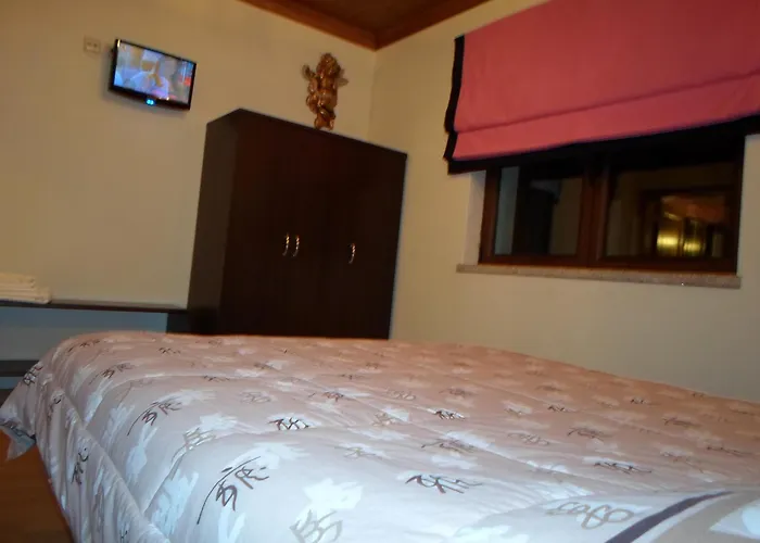 Pedras Lavradas 3* Teixeira de Baixo